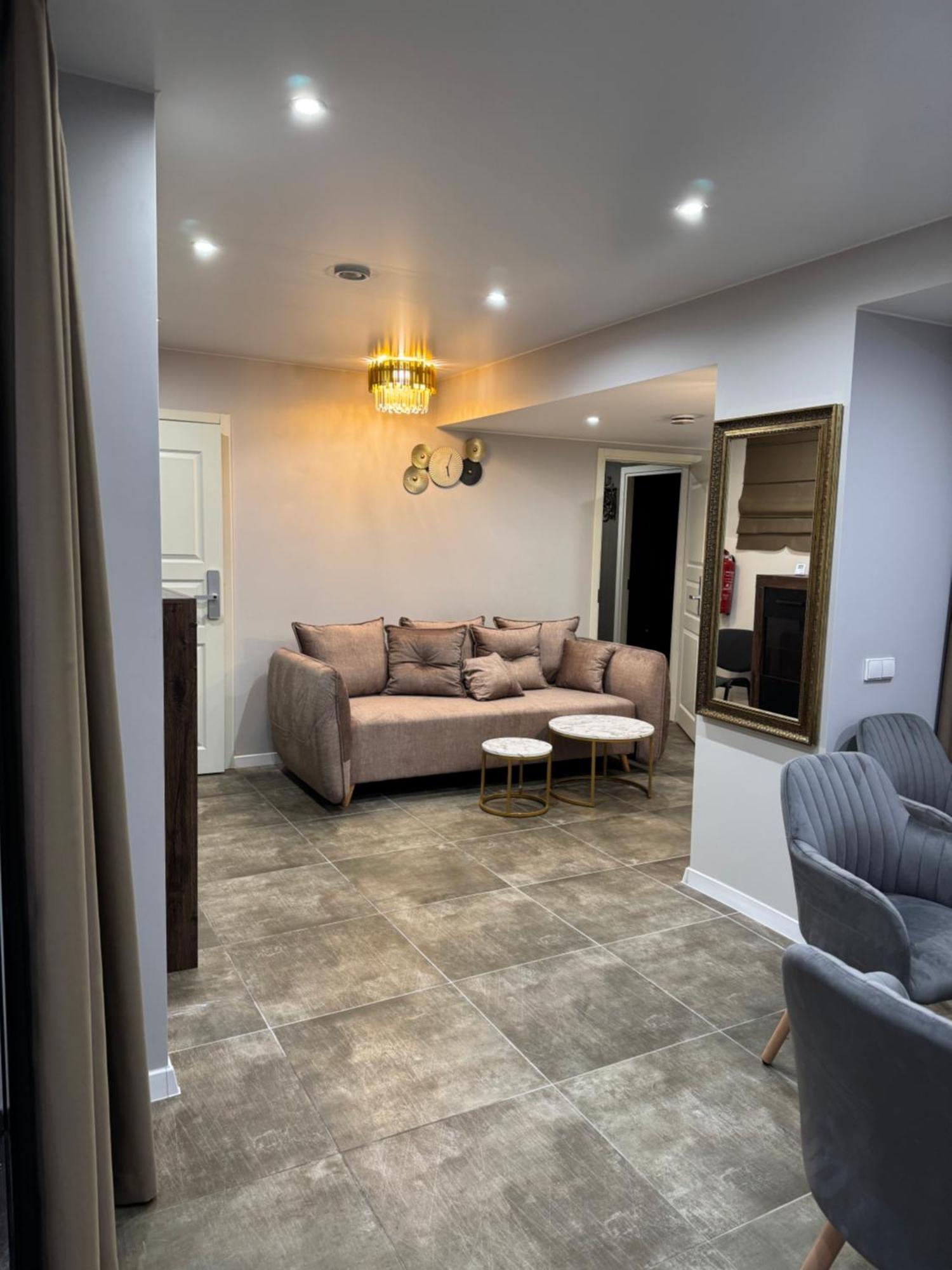 Dharma Stay Apartamentai Su Terasa Ir Vaizdu I Miesta Telsiai Exterior photo